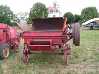 Presse a paille Rousseau (ph F. Mrugala, St Jean de Touslas)(2)